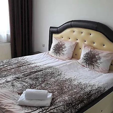 Toni - Hotel 2*